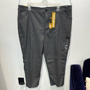 Lee All Day Straight Leg Pants Women's Size 18 Medium‎ Black White Plaid NWT